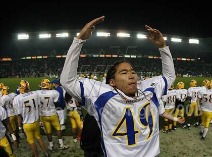 Thumbnail 2 in Grant vs. Poly (CIF State Open Bowl Final) photogallery.