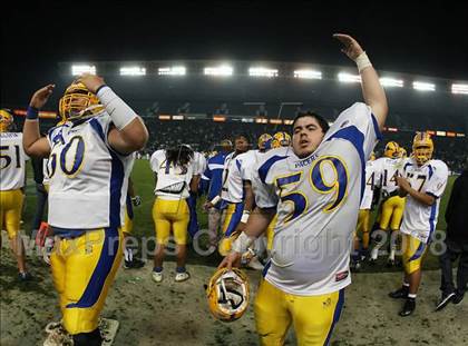 Thumbnail 3 in Grant vs. Poly (CIF State Open Bowl Final) photogallery.
