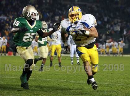 Thumbnail 3 in Grant vs. Poly (CIF State Open Bowl Final) photogallery.