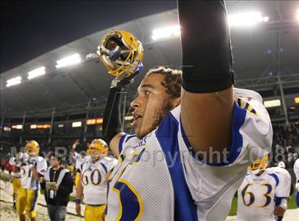 Thumbnail 2 in Grant vs. Poly (CIF State Open Bowl Final) photogallery.