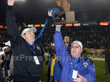 Thumbnail 3 in Grant vs. Poly (CIF State Open Bowl Final) photogallery.