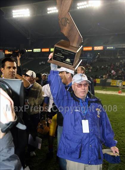 Thumbnail 2 in Grant vs. Poly (CIF State Open Bowl Final) photogallery.