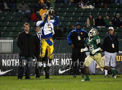 Thumbnail 2 in Grant vs. Poly (CIF State Open Bowl Final) photogallery.