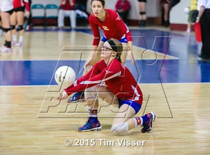 Thumbnail 3 in La Veta vs. Springfield (CHSAA 1A Playoff) photogallery.