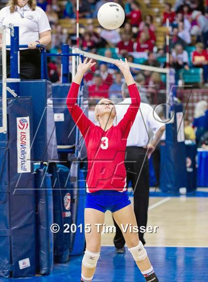 Thumbnail 3 in La Veta vs. Springfield (CHSAA 1A Playoff) photogallery.