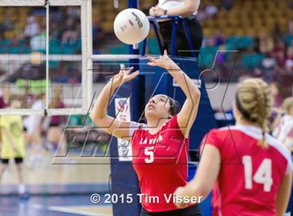 Thumbnail 1 in La Veta vs. Springfield (CHSAA 1A Playoff) photogallery.