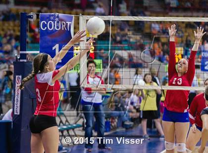 Thumbnail 2 in La Veta vs. Springfield (CHSAA 1A Playoff) photogallery.