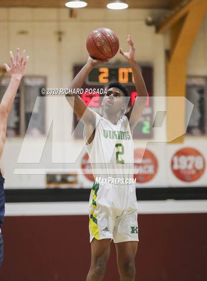 Thumbnail 3 in Tulare Western vs. Kingsburg (Poly Wilhelmsen Tournament) photogallery.