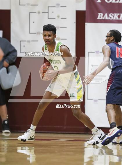 Thumbnail 2 in Tulare Western vs. Kingsburg (Poly Wilhelmsen Tournament) photogallery.