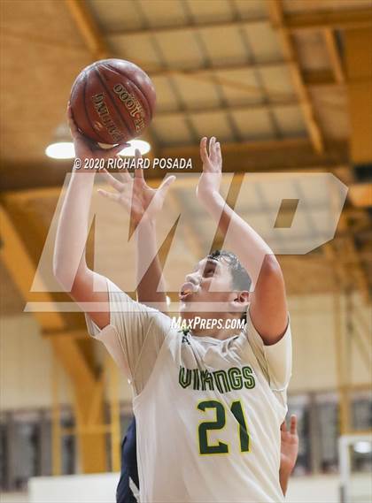 Thumbnail 2 in Tulare Western vs. Kingsburg (Poly Wilhelmsen Tournament) photogallery.