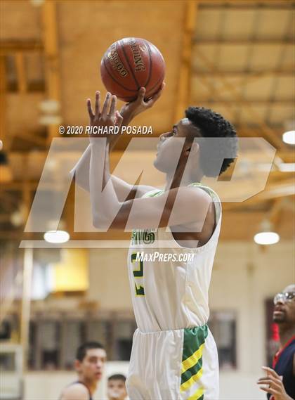 Thumbnail 2 in Tulare Western vs. Kingsburg (Poly Wilhelmsen Tournament) photogallery.