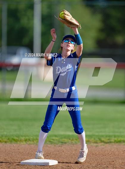 Thumbnail 2 in Davis Sr. @ Pleasant Grove photogallery.