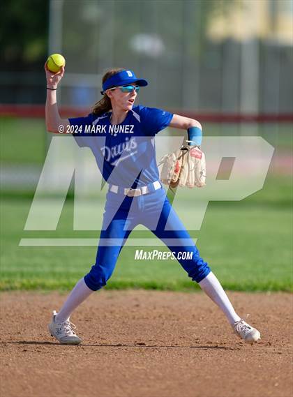 Thumbnail 3 in Davis Sr. @ Pleasant Grove photogallery.