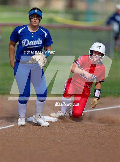 Thumbnail 2 in Davis Sr. @ Pleasant Grove photogallery.