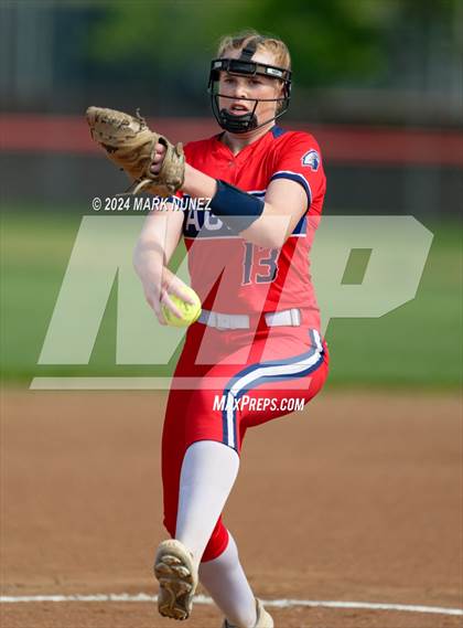 Thumbnail 2 in Davis Sr. @ Pleasant Grove photogallery.