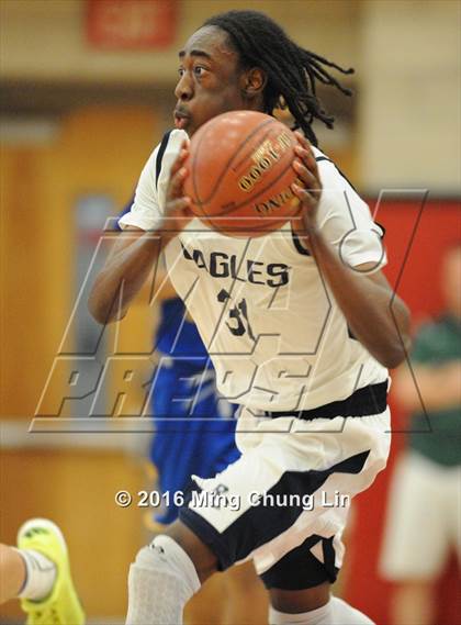 Thumbnail 3 in St. Bernard vs. Rancho Christian (CIF SoCal Regional D5 Final) photogallery.