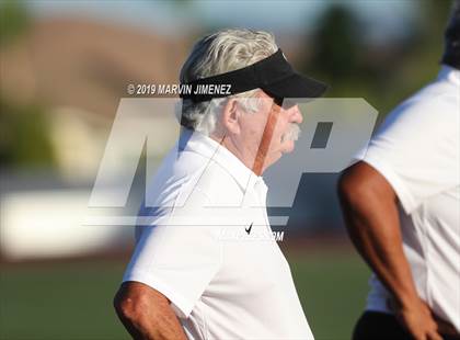 Thumbnail 2 in Oak Park vs Mission Prep photogallery.