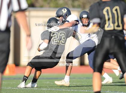 Thumbnail 3 in Oak Park vs Mission Prep photogallery.