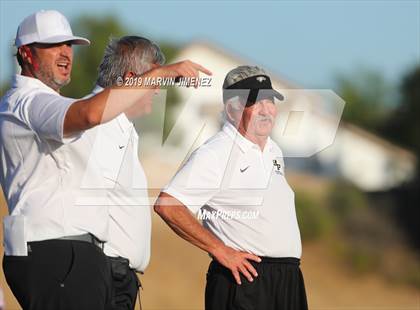Thumbnail 3 in Oak Park vs Mission Prep photogallery.