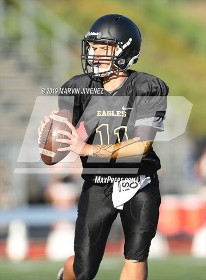 Thumbnail 2 in Oak Park vs Mission Prep photogallery.