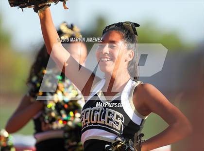 Thumbnail 3 in Oak Park vs Mission Prep photogallery.