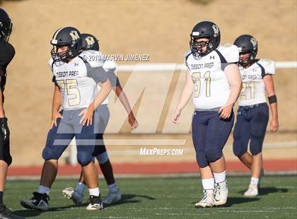 Thumbnail 3 in Oak Park vs Mission Prep photogallery.