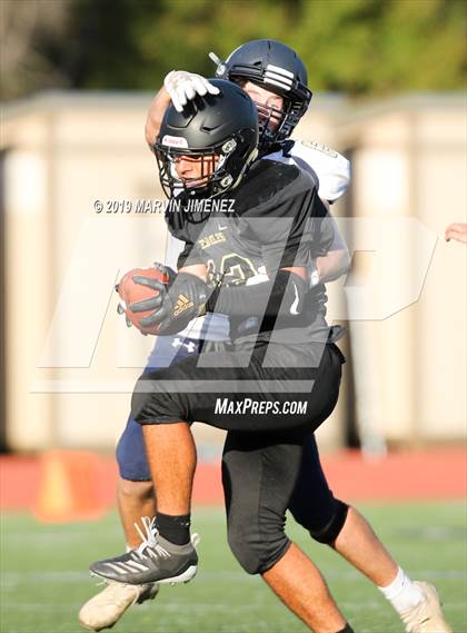 Thumbnail 2 in Oak Park vs Mission Prep photogallery.