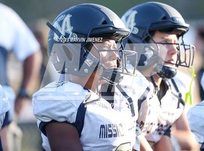 Thumbnail 3 in Oak Park vs Mission Prep photogallery.