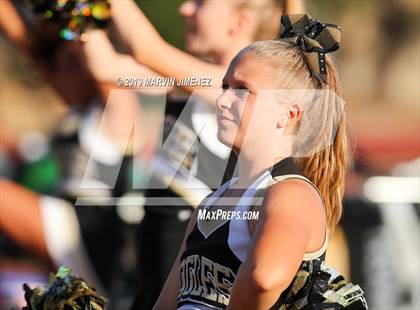 Thumbnail 3 in Oak Park vs Mission Prep photogallery.