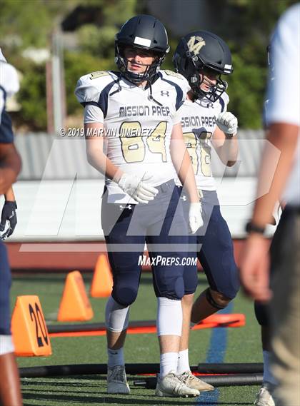 Thumbnail 2 in Oak Park vs Mission Prep photogallery.