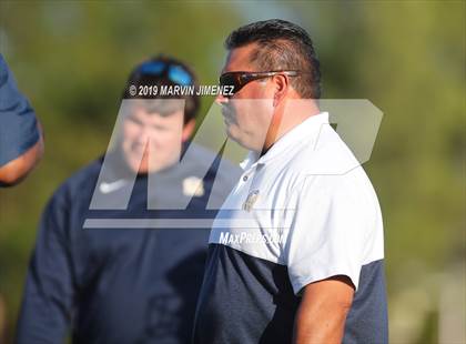 Thumbnail 3 in Oak Park vs Mission Prep photogallery.