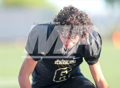 Thumbnail 3 in Oak Park vs Mission Prep photogallery.