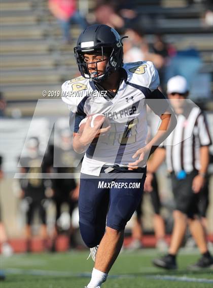 Thumbnail 1 in Oak Park vs Mission Prep photogallery.