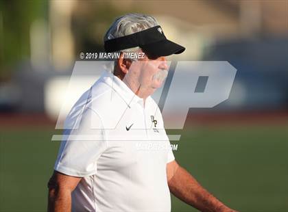 Thumbnail 2 in Oak Park vs Mission Prep photogallery.