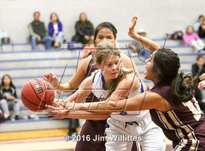 Thumbnail 1 in Valley Christian vs Winslow photogallery.