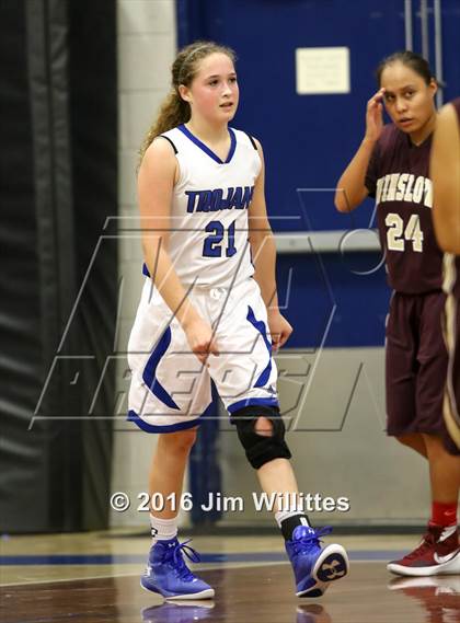 Thumbnail 1 in Valley Christian vs Winslow photogallery.
