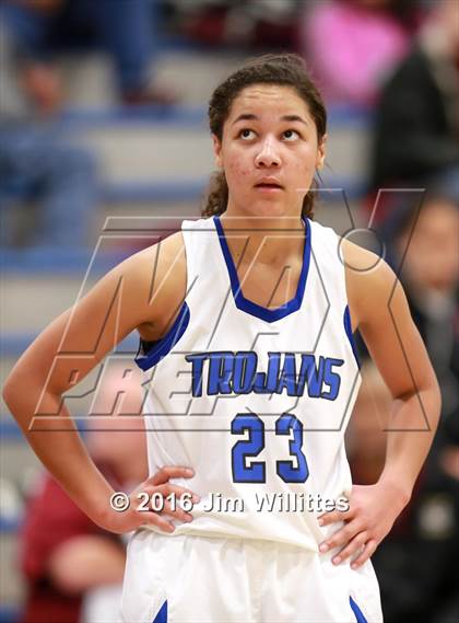 Thumbnail 2 in Valley Christian vs Winslow photogallery.