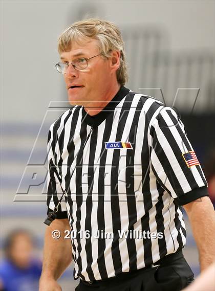 Thumbnail 2 in Valley Christian vs Winslow photogallery.