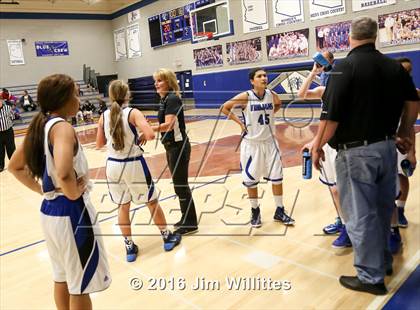 Thumbnail 1 in Valley Christian vs Winslow photogallery.