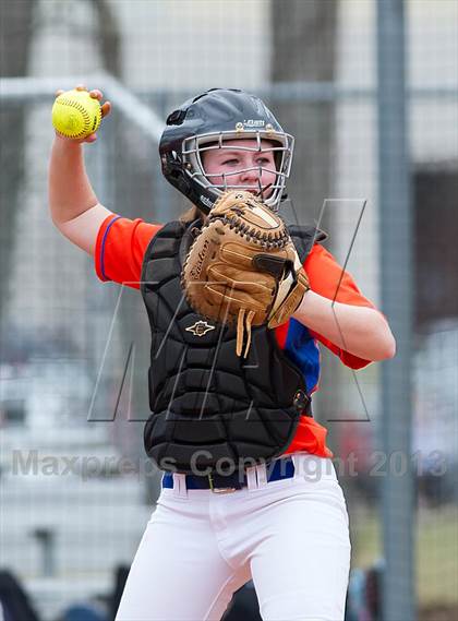 Thumbnail 1 in Marvin Ridge vs Hough photogallery.