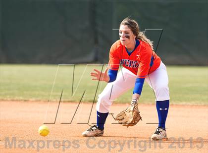 Thumbnail 2 in Marvin Ridge vs Hough photogallery.
