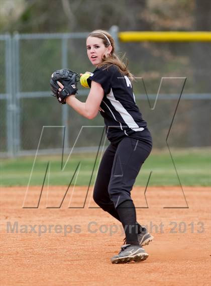 Thumbnail 2 in Marvin Ridge vs Hough photogallery.