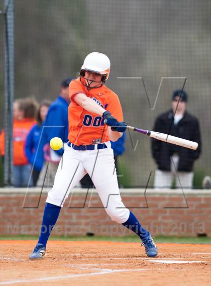 Thumbnail 3 in Marvin Ridge vs Hough photogallery.