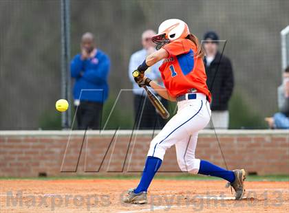 Thumbnail 3 in Marvin Ridge vs Hough photogallery.