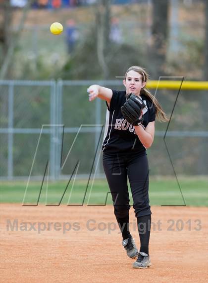Thumbnail 3 in Marvin Ridge vs Hough photogallery.