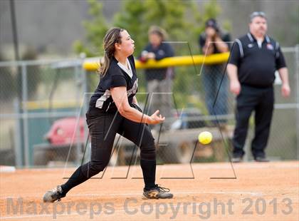 Thumbnail 2 in Marvin Ridge vs Hough photogallery.