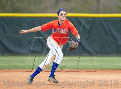 Thumbnail 2 in Marvin Ridge vs Hough photogallery.