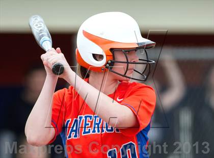 Thumbnail 3 in Marvin Ridge vs Hough photogallery.