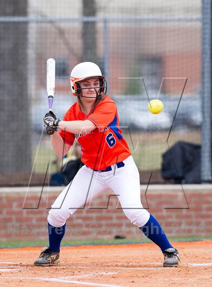 Thumbnail 1 in Marvin Ridge vs Hough photogallery.