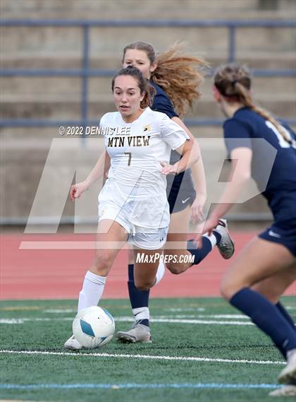 Thumbnail 1 in Mountain View @ Oak Ridge (CIF NorCal D1 Semifinals) photogallery.